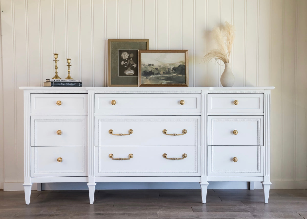 1963 Drexel 70" Heritage Anniversary 9-Drawer Dresser