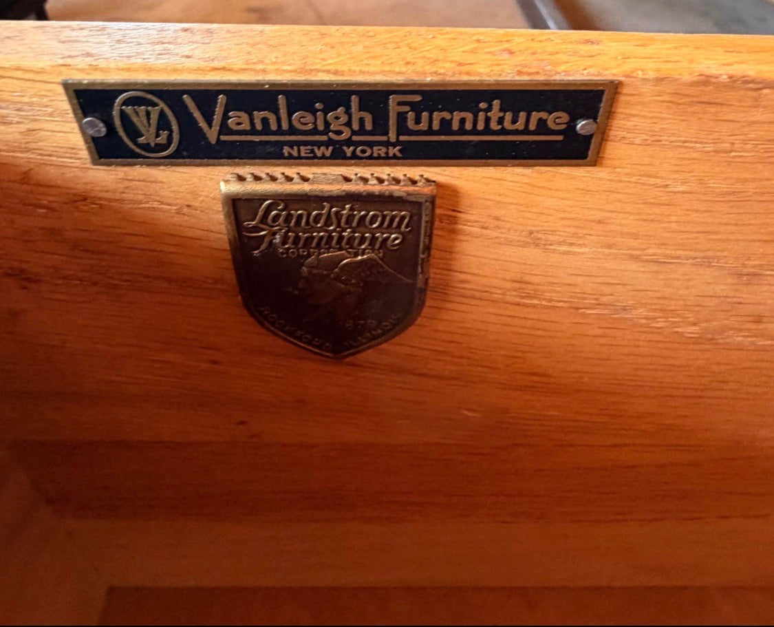 Vintage Vanleigh & Landstrom Flame Mahogany China Cabinet | Antique Federal Style Hutch